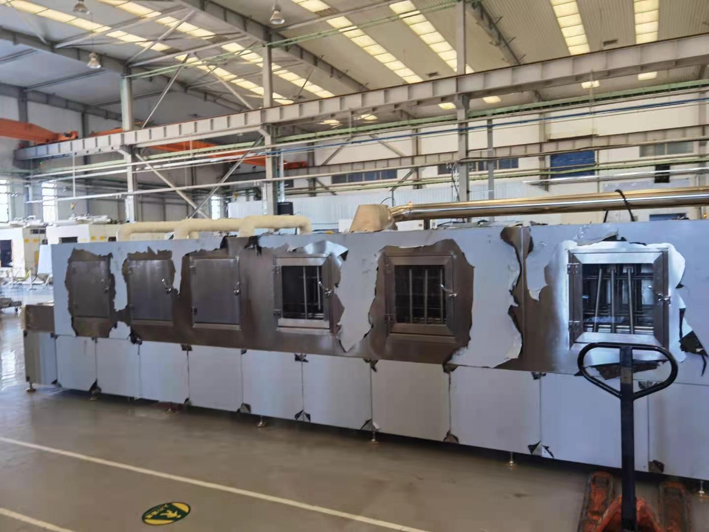 工業(yè)五金件噴淋清洗機(jī) 